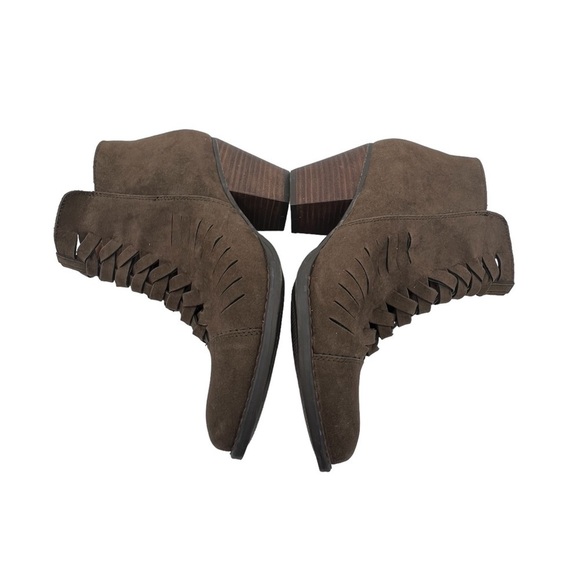 Mossimo Supply Co. Brown Suede Heeled Ankle Boots Size 7 1/2 Women's - Picture 6 of 9